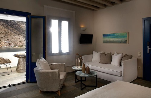 Kamares Hotel | Sifnos House - Rooms & Spa