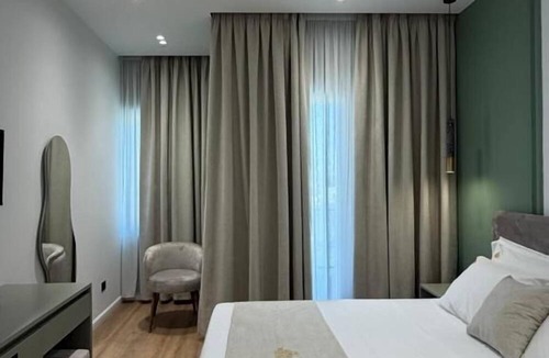 Kamez Hotel | Hotel Monaco