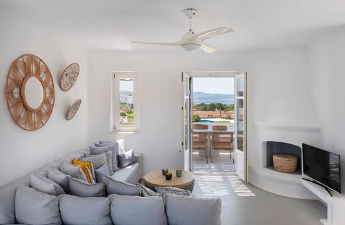 Ampelas House | Seaside Paros Ambelas Villa 1
