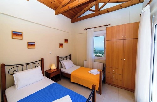 Rethymno Villa | Alkistis Villa with amazing sea view