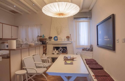 Ayioi Asomatoi House | Kabara Garden Oasis in Aegina BBQ Priv Parking