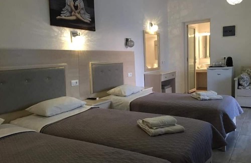 Glastros Hotel | Diogenis Village Mykonos