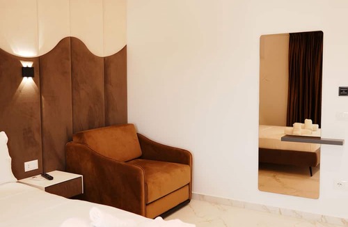 Vlore Hotel | Villa Solis