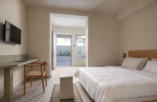 Nikita Hotel | FOS Luxury Suites