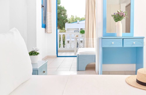 Ormos Prinou Hotel | Kazaviti Hotel