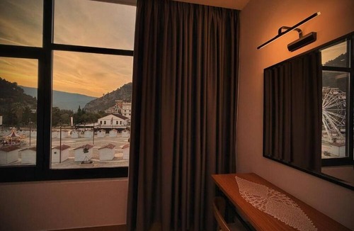 Berat Hotel | Hotel Republika Berat