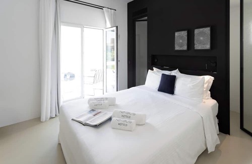 Agios Stefanos Hotel | Hotiday Mykonos North Coast