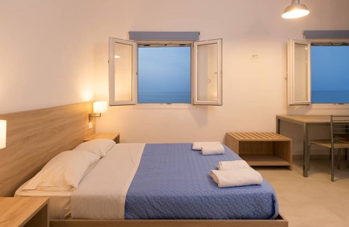 Milatos Beach Hotel | Socrates Seaside Apartments