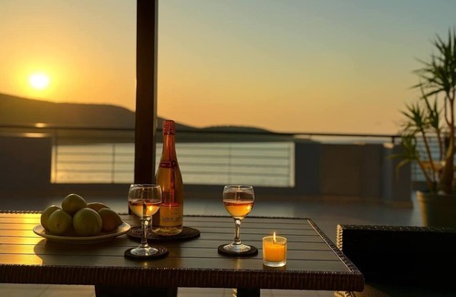 Amfilochia Apartment | Panoramic Seaview Blue Nest - Stylish Getaway