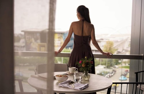 Khalandrion Hotel | The Fiction