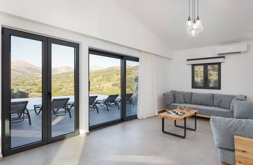 Agios Vasileios Villa | Kourtaliotis Villa Crete