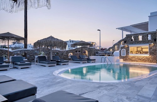 Drafaki Hotel | Nodo Hotel