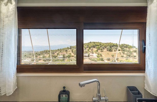 Eretria Apartment | Peaceful Hilltop Apartment With Balcony Sea View