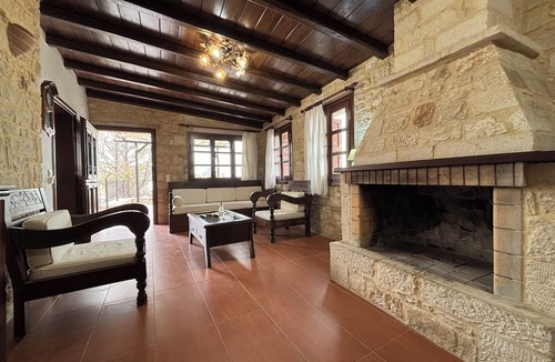 Roumeli Villa | Melina Stone Villa