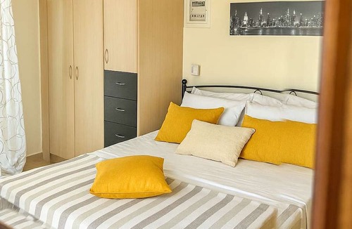 Filiatra Apartment | Filiatra Cozy Central Gem With Balcony