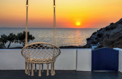 Kamari Apartment | Sonus Mare Santorini