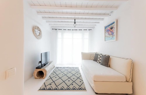 Elia Villa | Villa Alice