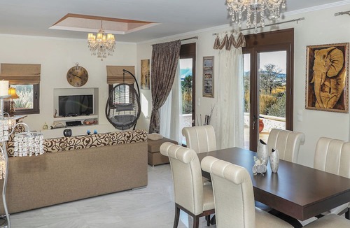 Varipetron Villa | Heliopetra Lux Villa with private Pool