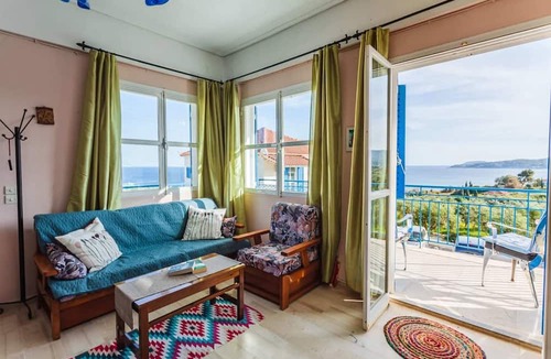 Koroni Apartment | Koroni Seaview Retreat - Summer Escape Lodging