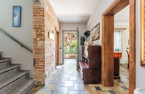 Golem Villa | The Antique Villa Seaside
