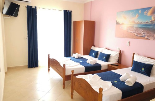 Borsh Hotel | Friends House - Borsh Hotel