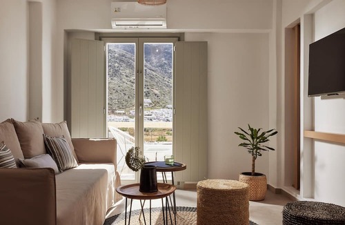 Kamares Hotel | Arcos Suites Sifnos