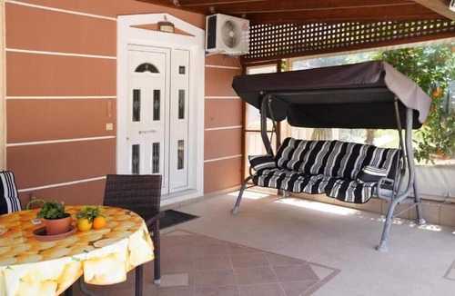 Agia Apartment | Apartment 'Joanna Luxury' with Mountain View, Wi-Fi and Air Conditioning