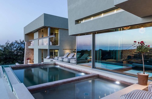 Kalathas Villa | Villa Charlotte by CuraVillas Collection