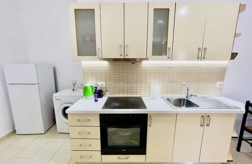 Radhime Apartment | SerenityView Apartments Rental Vlore