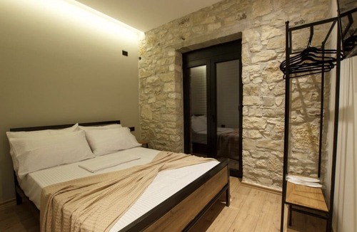 Lazarat Hotel | Bujtina Koel