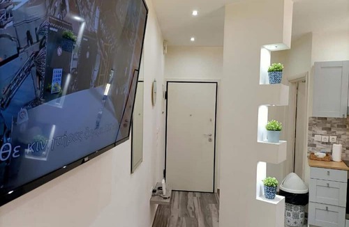 Kypseli Apartment | City Oasis