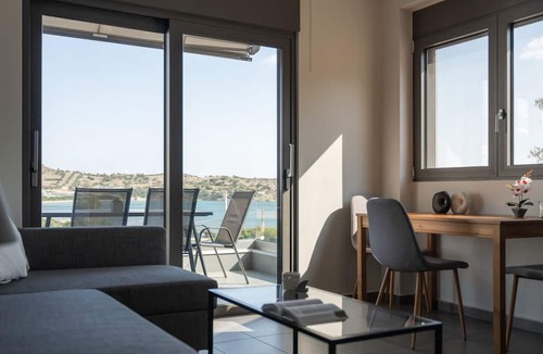 Charakas Villa | Cape Sea View Residence