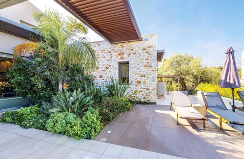 Galatas Villa | Villa Ariadne