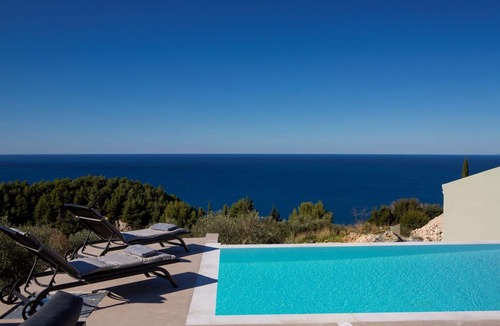 Agios Nikitas House | Kathisma Sunset Villlas