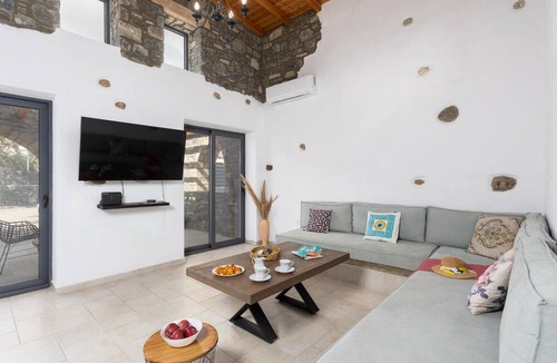 Kiotari Villa | La Casa Di Pietre 1 in Rhodes