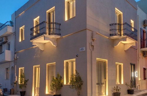 Ermoupoli House | Times Elegant Rooms