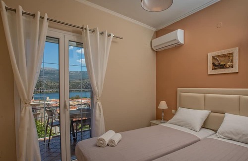 Argostoli Town Hotel | Dina Apartments Argostoli