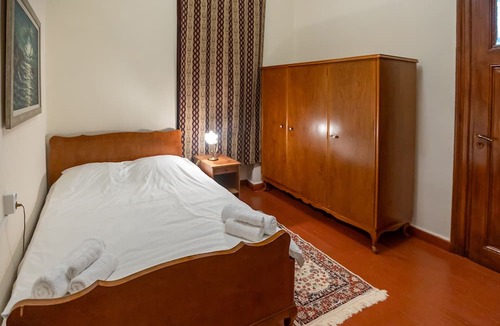 Tripoli Apartment | Era of Elegance: 1928 Classic Dwelling