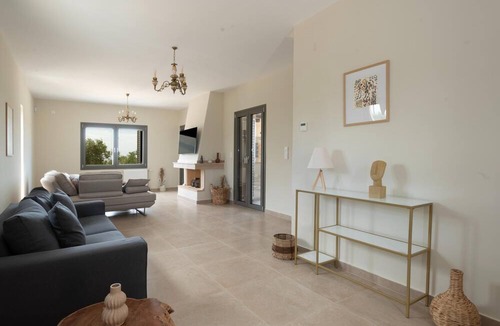 Pylos-Nestoras Villa | Villa Schiza by Modone Villas in Peloponnese
