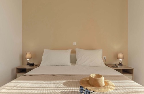 Naxos Hotel | Evripus Suites Hotel