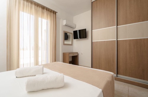 Naxos Hotel | Evripus Suites Hotel