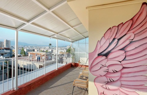 Papagou-Holargos Apartment | A bright and relaxing penthouse