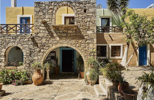 Tilisos Hotel | Arolithos Traditional Cretan Village
