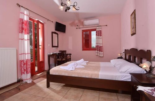 Tilisos Hotel | Arolithos Traditional Cretan Village