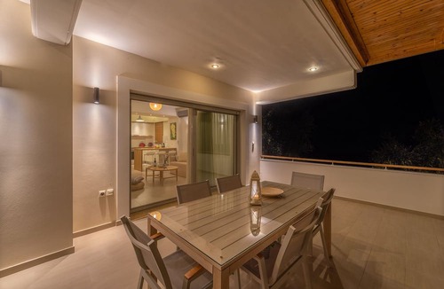 Pylos-Nestoras House | Abelia Luxurious Villas