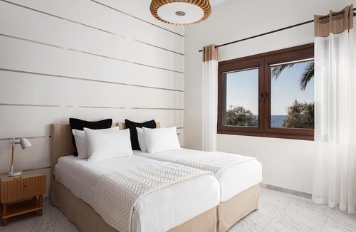 Kini Villa | Aniv Villa by The Sea