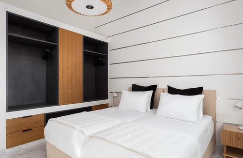 Kini Villa | Aniv Villa by The Sea