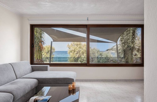 Kini Villa | Aniv Villa by The Sea