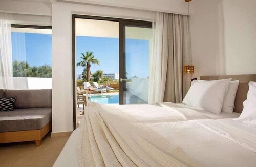 Agkisaras Hotel | Aloe Boutique Hotel Powered by Anissa Beach