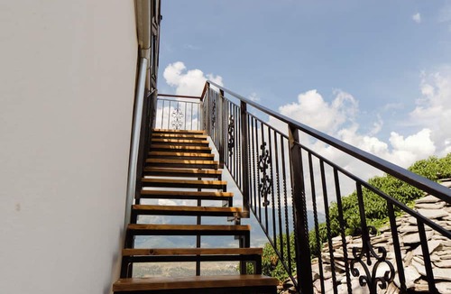 Gjirokaster House | The Golden View Guesthouse